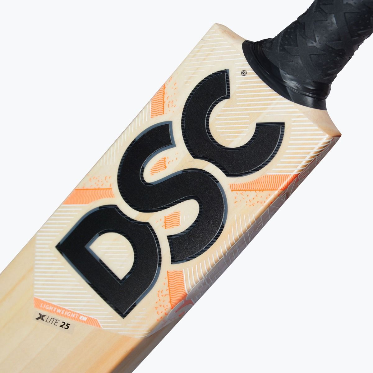 DSC XLite 25 Cricket Bat 5 DSC XLite 25 Cricket Bat - Image 5
